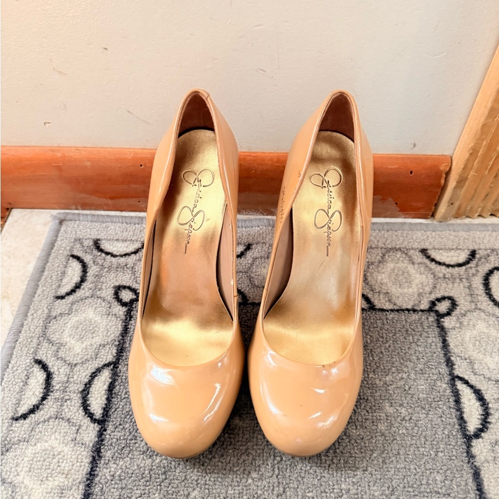 Jessica Simpson Nude Patent Heels